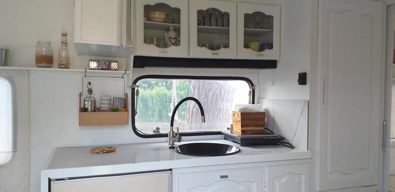 Caravana- Glamping Casa Tortuga La Nucia Exterior photo