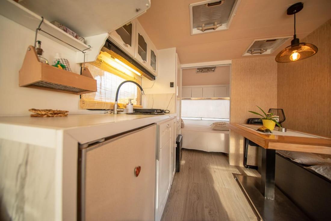 Caravana- Glamping Casa Tortuga La Nucia Exterior photo