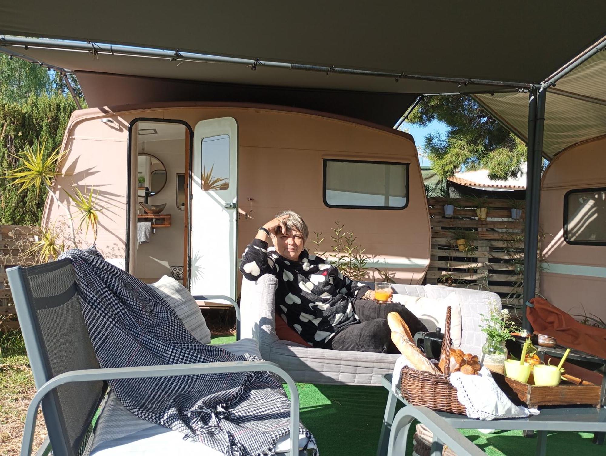 Caravana- Glamping Casa Tortuga La Nucia Exterior photo